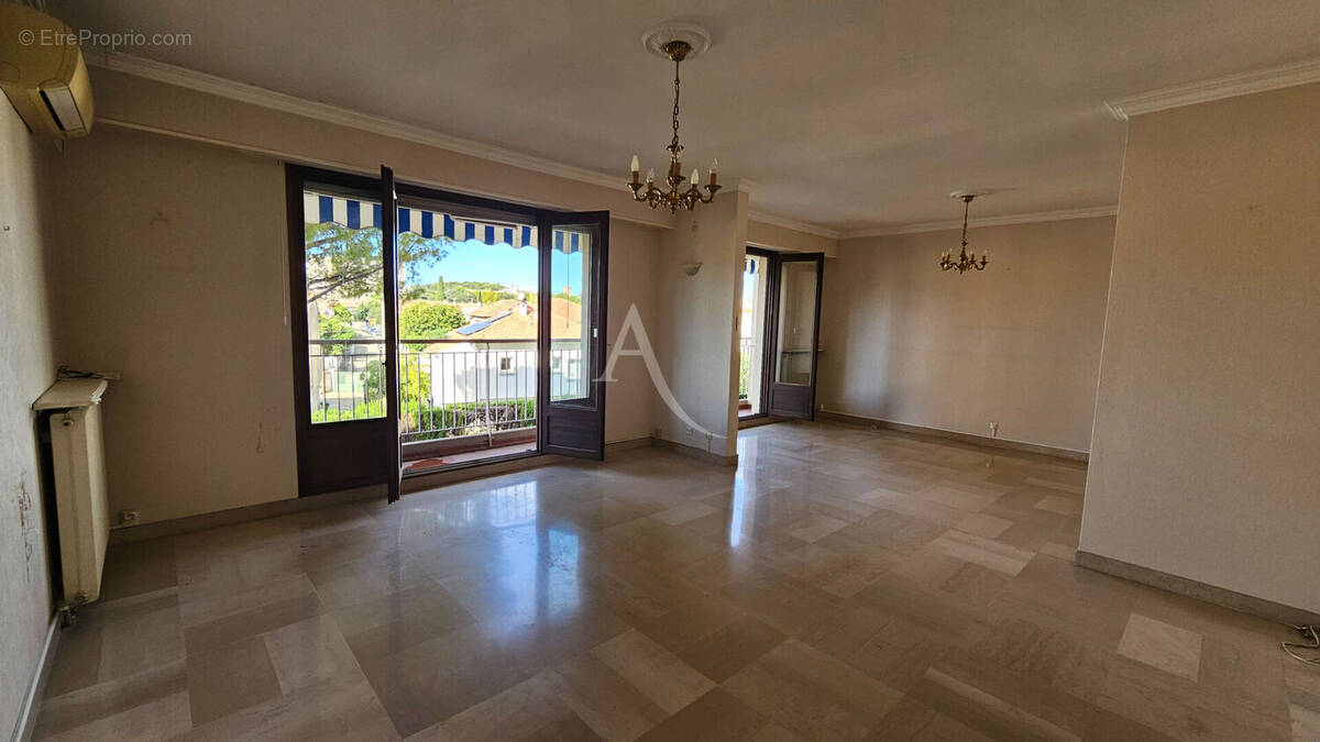 Appartement à NIMES