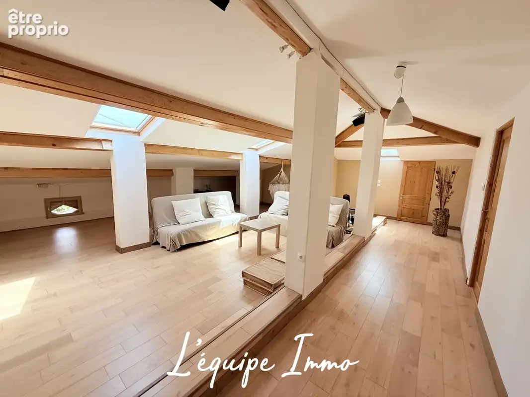 HYPER CENTRE LEGUEVIN! Toulousaine rénovée de 257 m2 - Double garage 80 m2- Piscine - photo 18