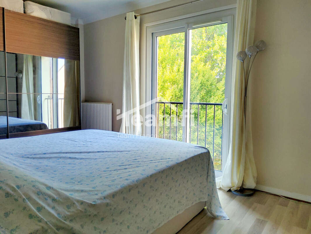 Maison 115 m² à Elancourt  - photo 6