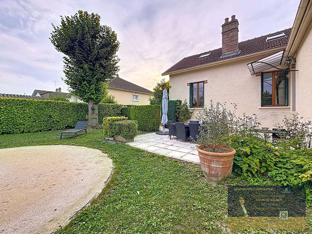 Maison à CRENEY-PRES-TROYES