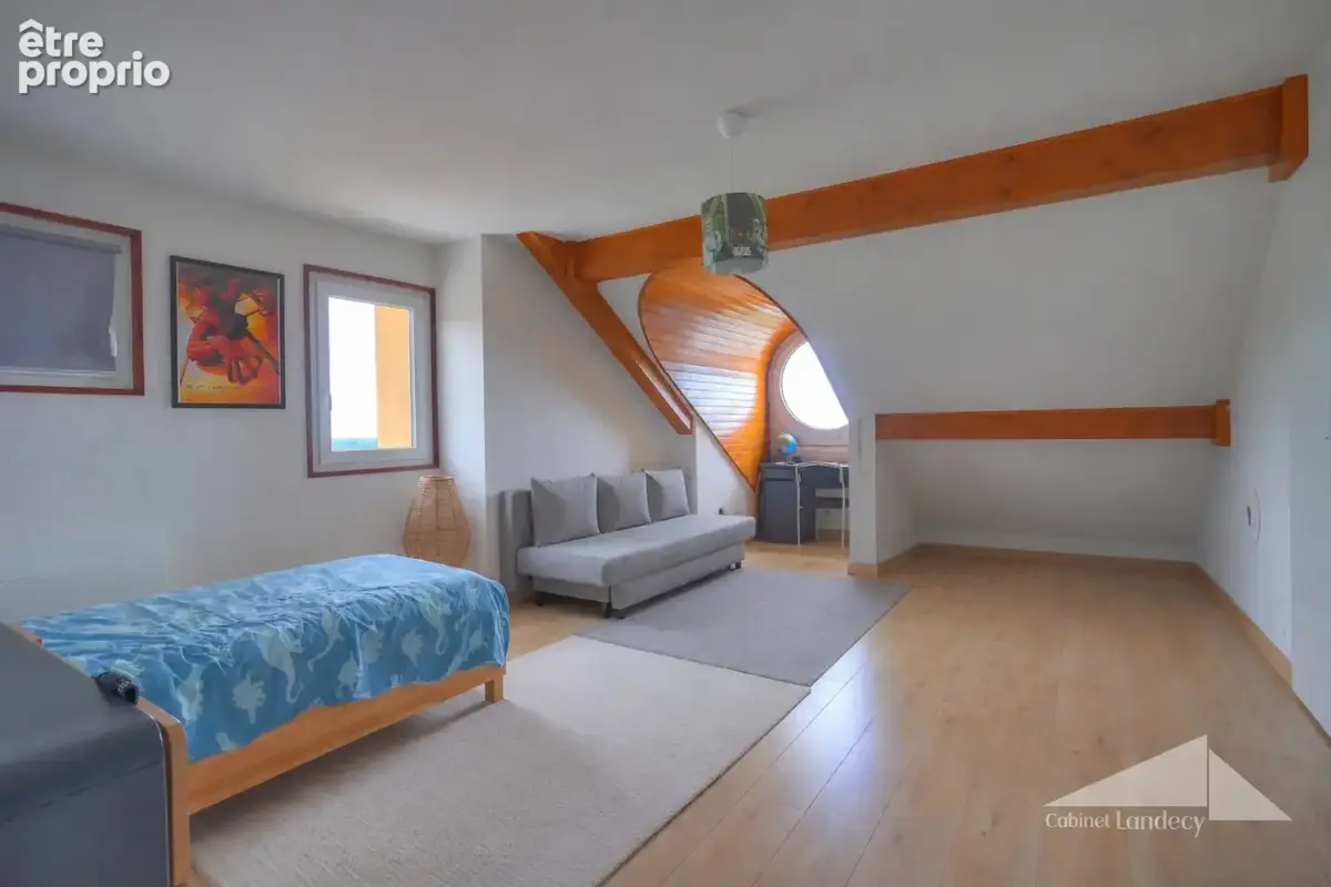 Appartement 5 pièces 171 m² à vendre à Thoiry (01710) - photo 9
