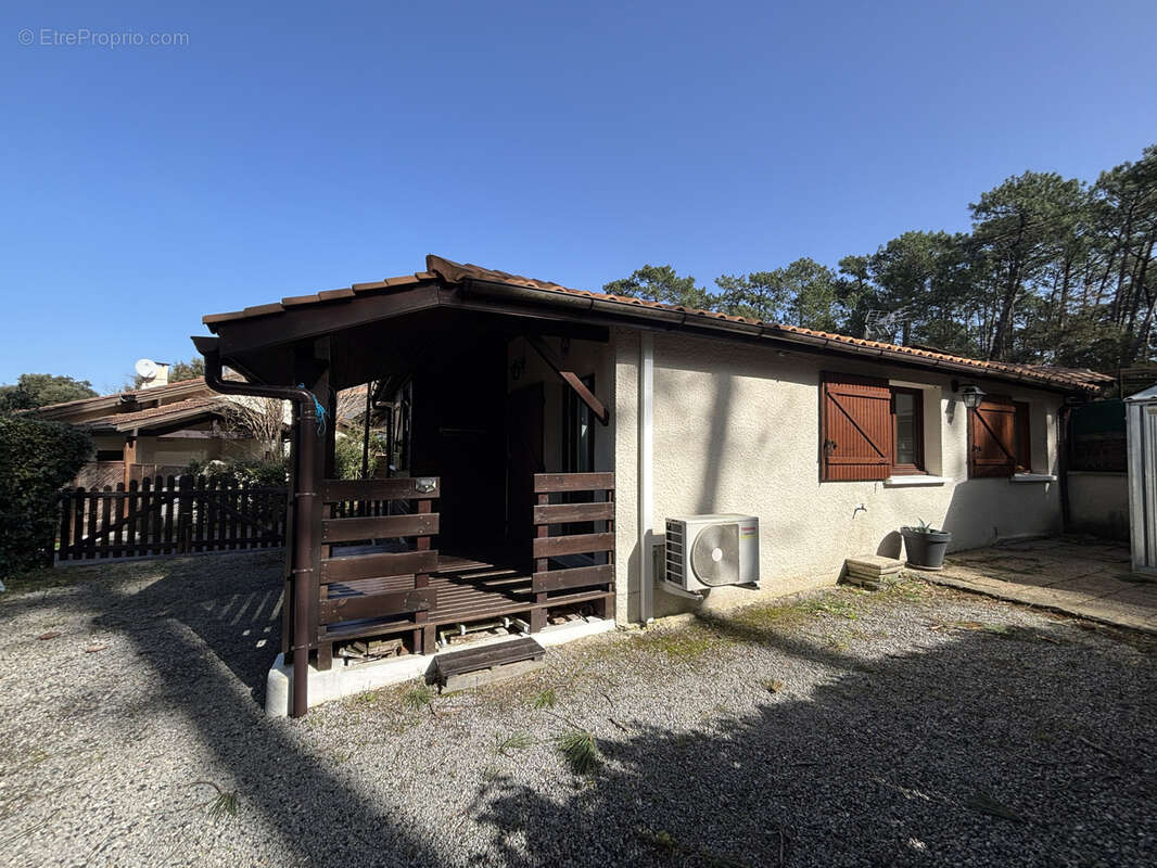 Maison à MOLIETS-ET-MAA