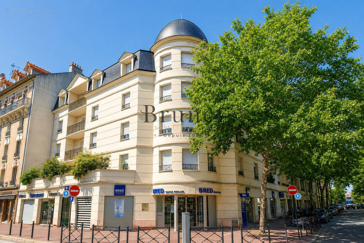 Appartement à SAINT-MAUR-DES-FOSSES