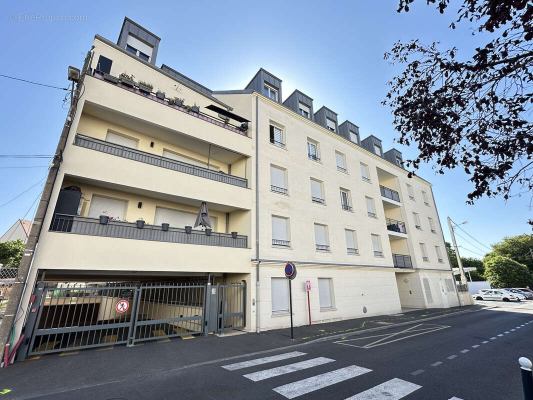 Appartement à BROU-SUR-CHANTEREINE