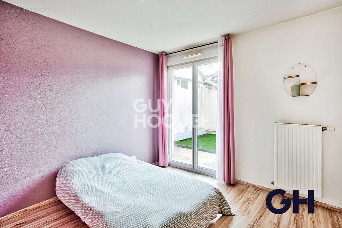 Meyzieu Centre - rez-de-jardin - 3 pièces - Jardin 50m2 - photo 5