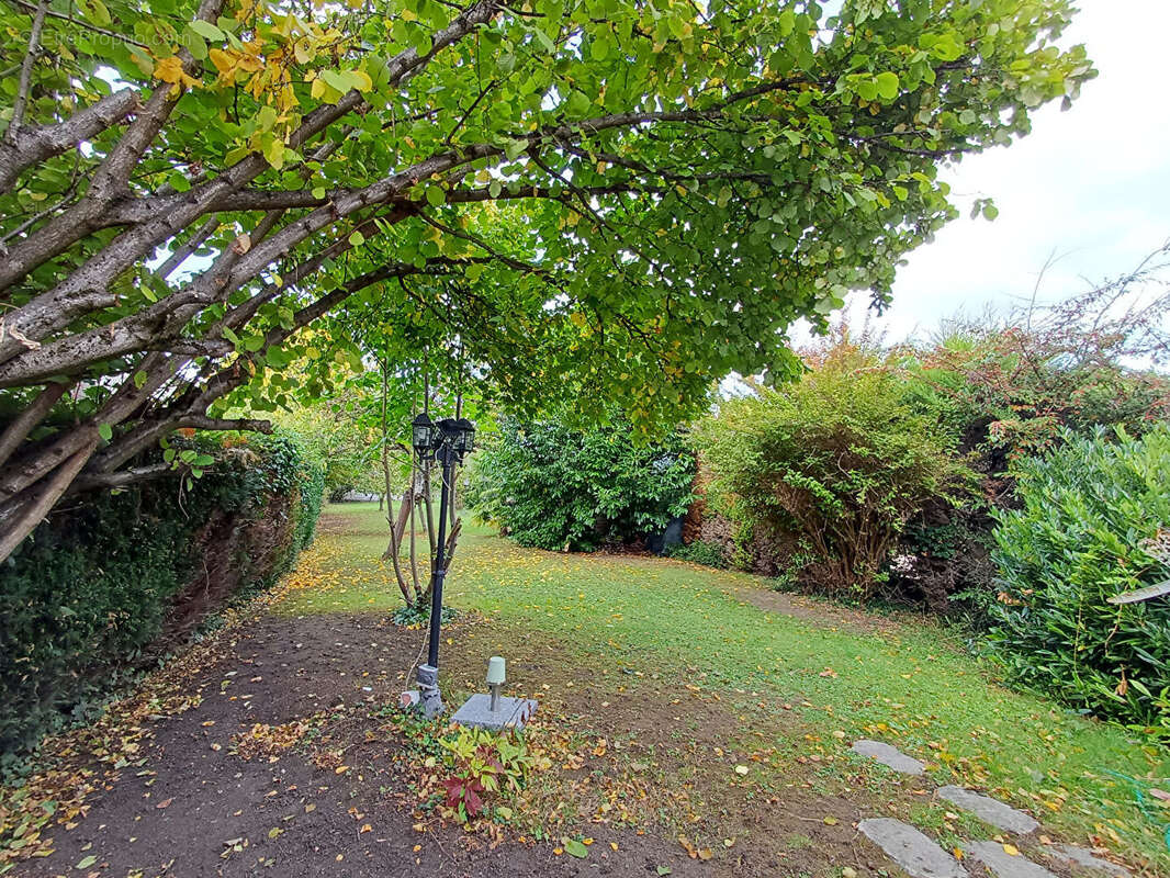 Maison à MONTMORENCY