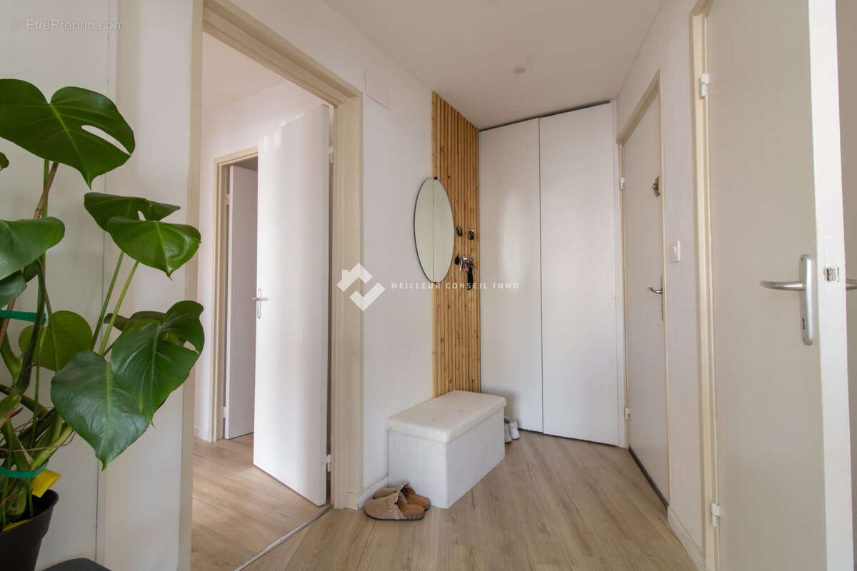 Appartement 59 m² à Agde  - photo 4