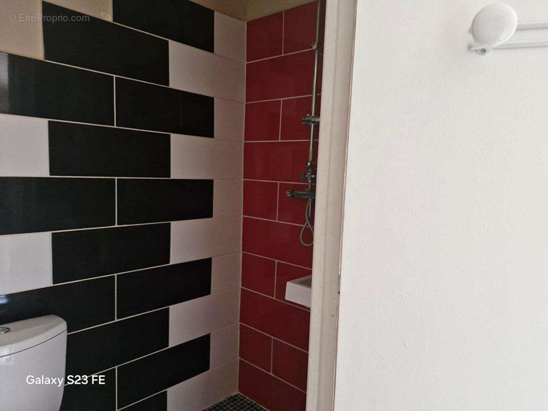 STUDIO de 20,20m² à Draguignan hors centre ville et non loin de la gare routière - photo 8