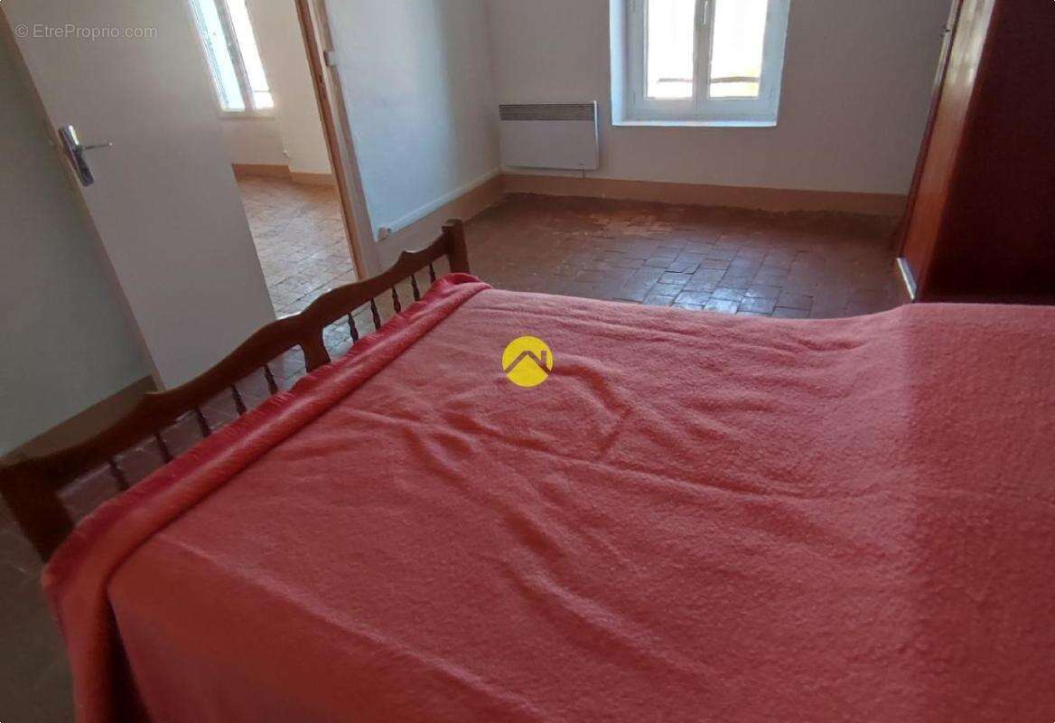 Maison à VAILLY-SUR-SAULDRE