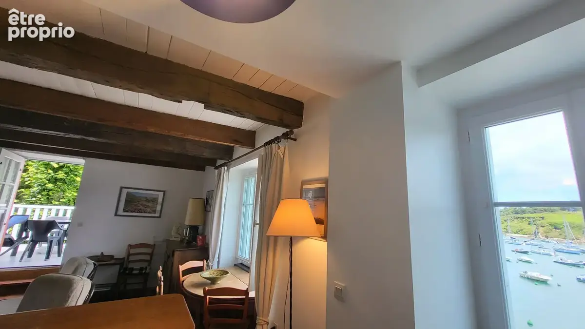 Maison à vendre à Sauzon : Vue imprenable sur le port et son église  Authenticité et charme breton - photo 5