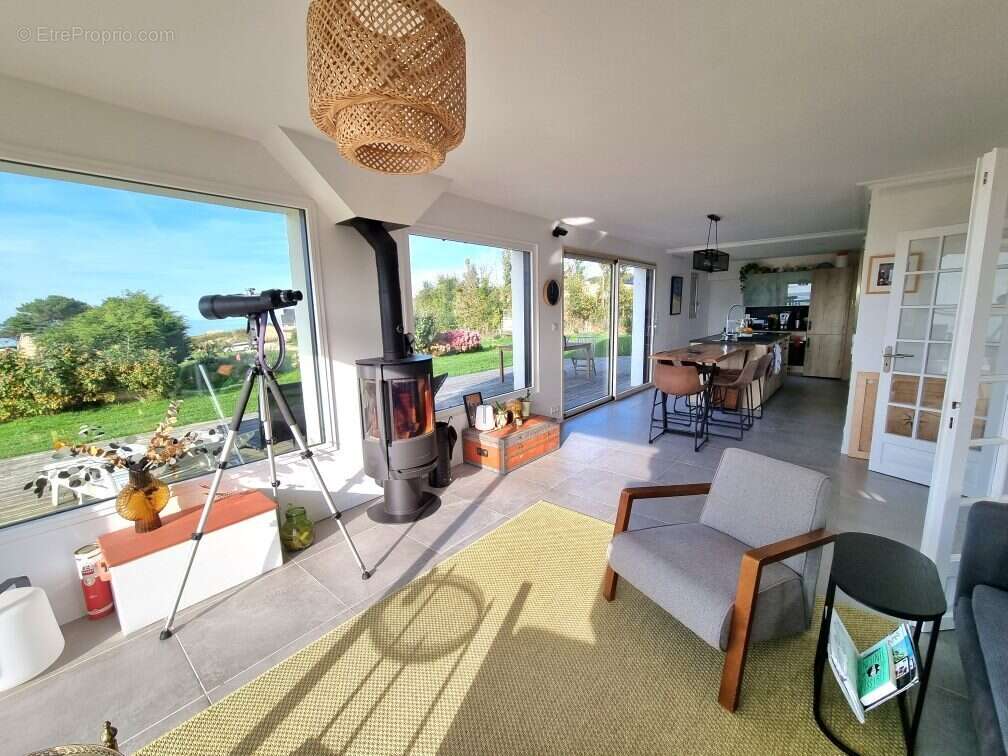 Maison à TREVOU-TREGUIGNEC