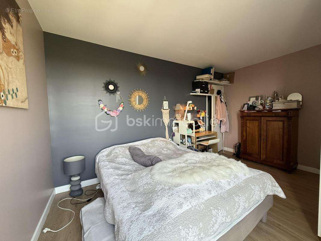 Appartement à NEUILLY-PLAISANCE