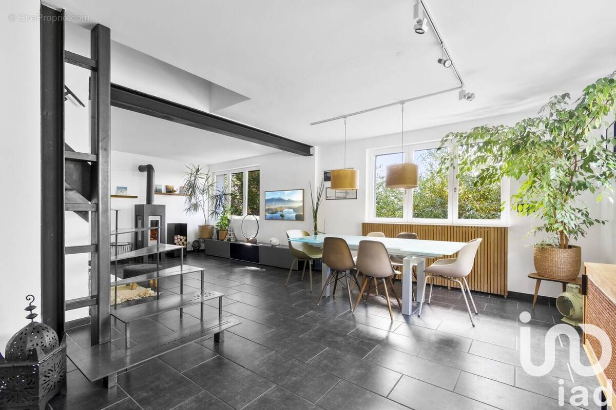 Photo 1 - Maison à SAULX-LES-CHARTREUX