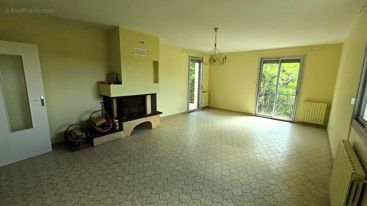 Maison t5 / jardin / garage / dependance - photo 5