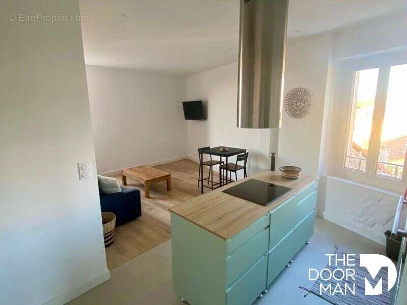 Appartement à HYERES