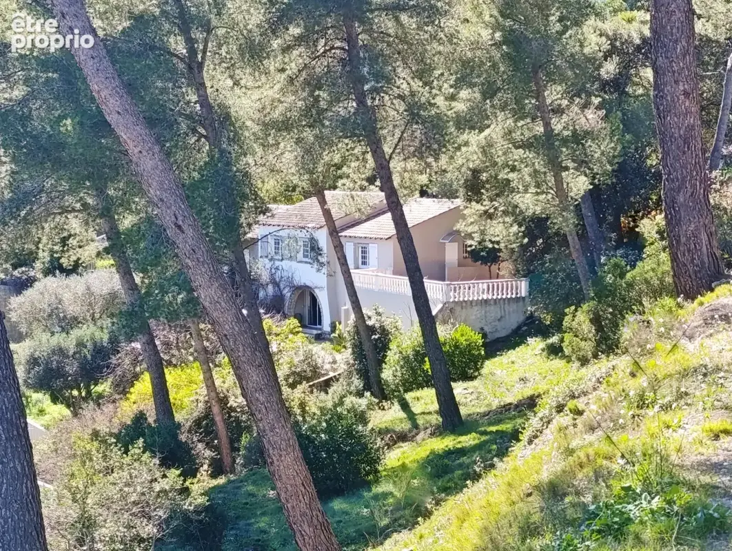 Villa vue degagee - mer - secteur prise - hyeres - piscine - lumineuse - photo 4