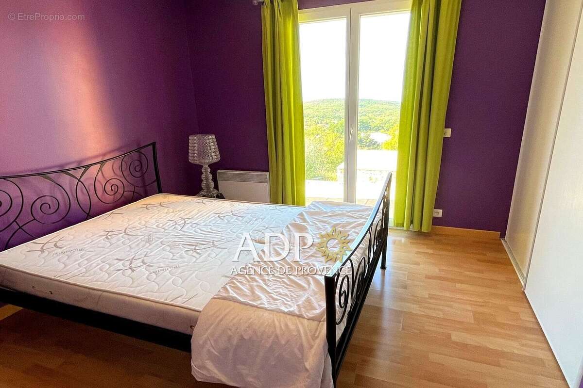 Maison à SAINT-VALLIER-DE-THIEY