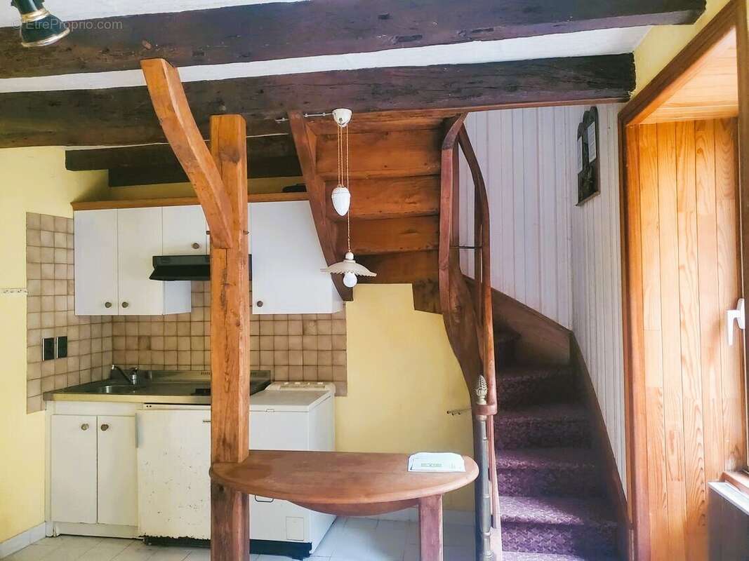 Maison à RUELLE-SUR-TOUVRE