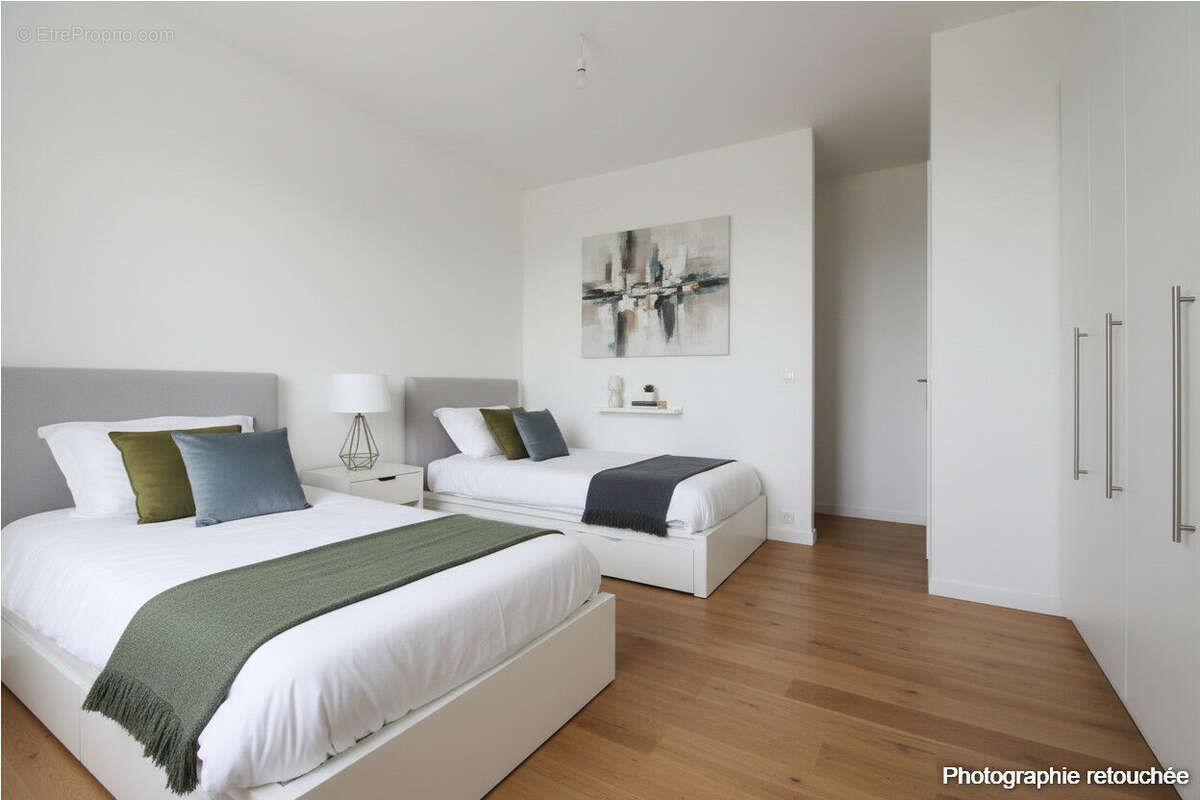 Maison à vendre à Mozé sur Louet avec jardin et garage - photo 8