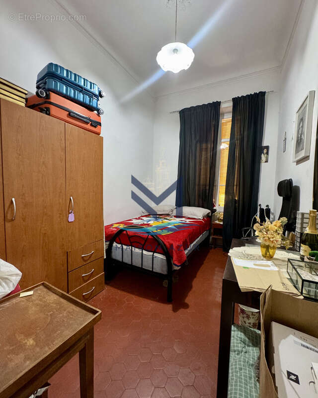 Appartement à MARSEILLE-6E