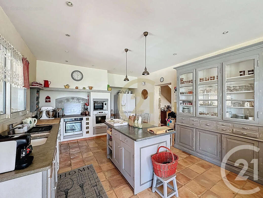 Maison à ROCHEFORT-DU-GARD