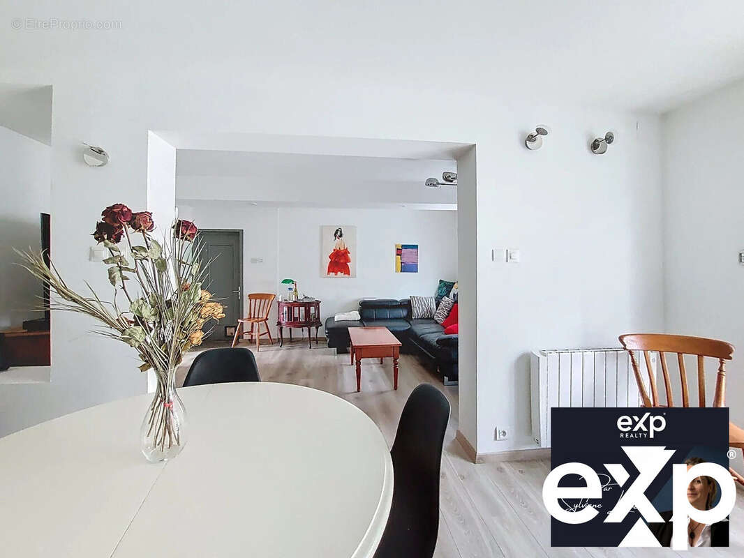 Maison à RIBECOURT-DRESLINCOURT