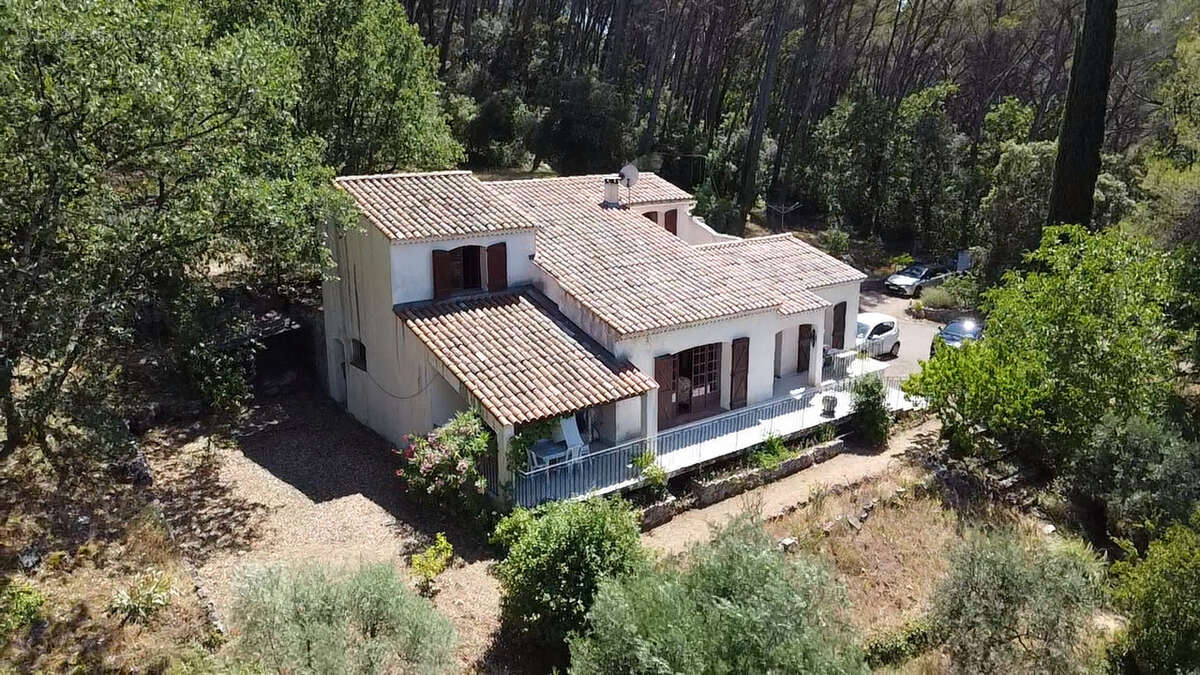 Maison à TRANS-EN-PROVENCE