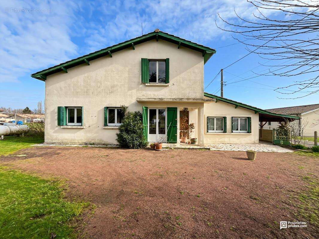 Maison à VIRSAC