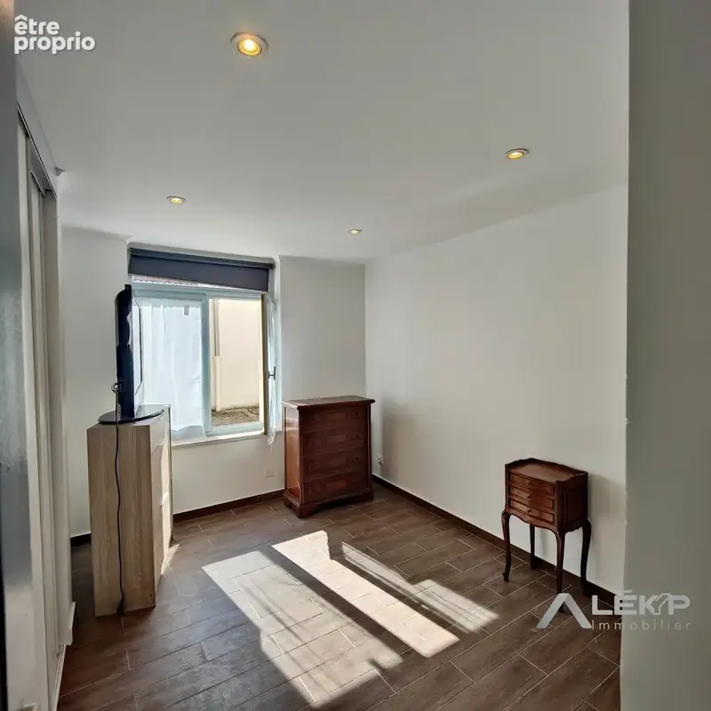 Appartement 60 m² à Nanterre  - photo 3