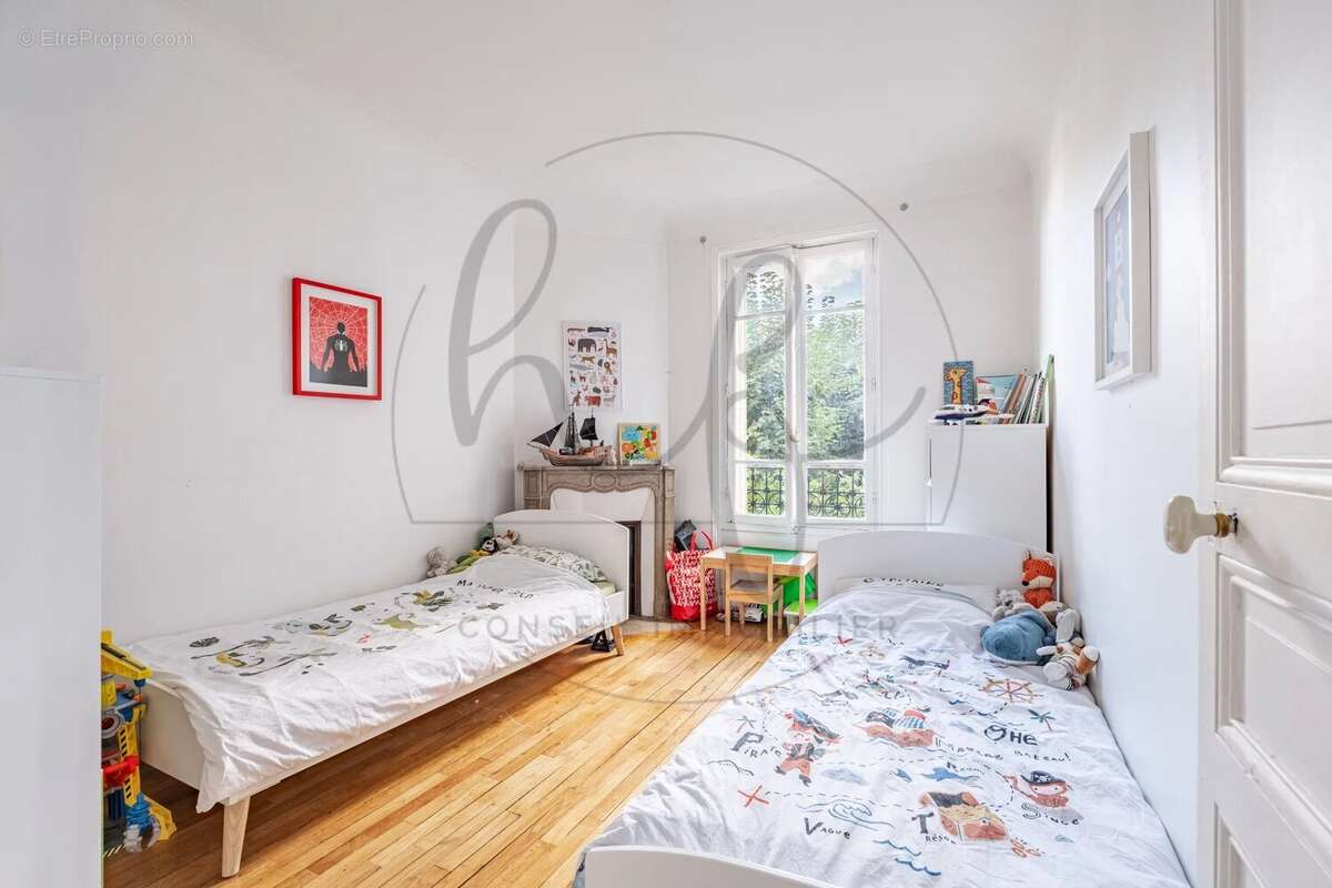Appartement à COLOMBES
