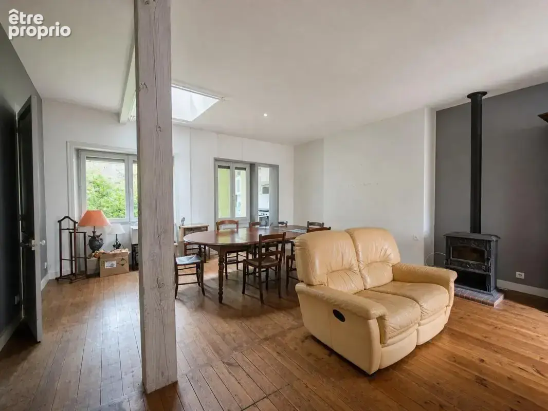 Maison de ville à rénover 3 pièces de 80 m2,  Cognac - photo 2