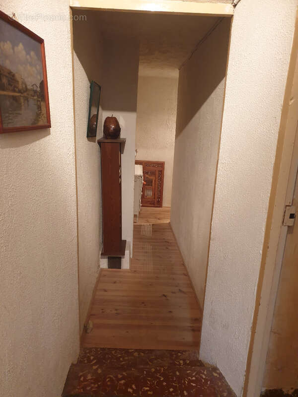 Maison à SERVIES-EN-VAL