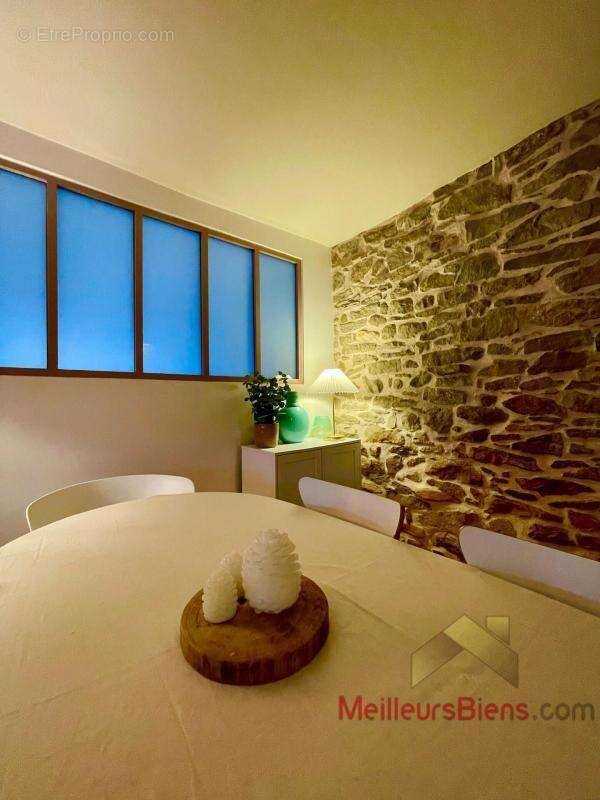 Appartement à LONS-LE-SAUNIER