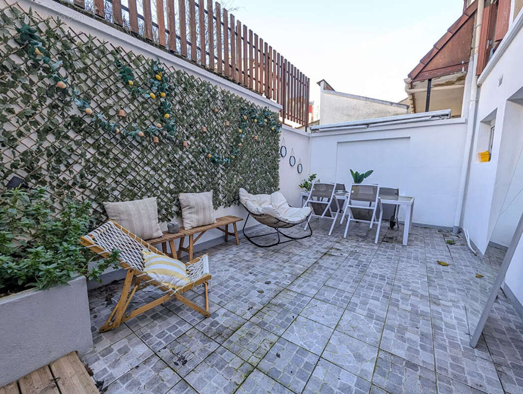 Appartement à FONTENAY-SOUS-BOIS