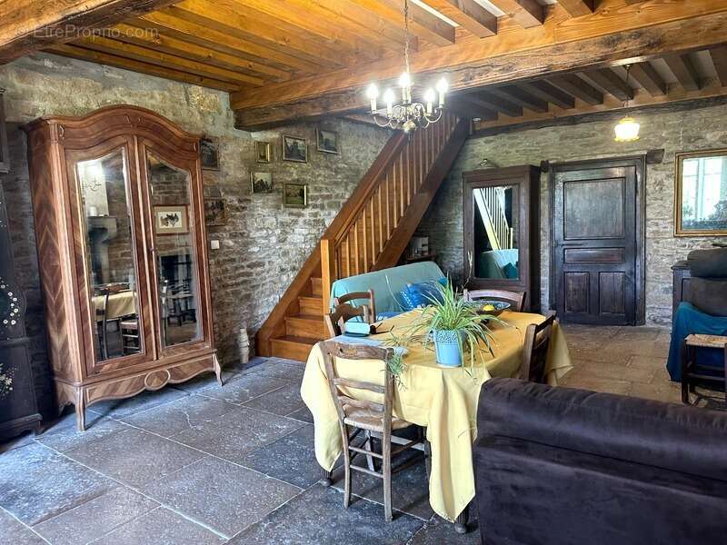 Maison à POUILLY-EN-AUXOIS
