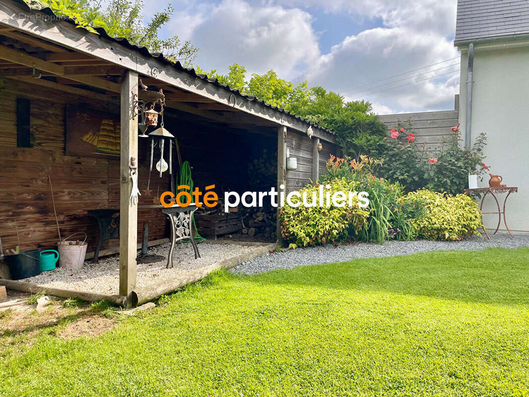 Maison à SAINT-SAUVEUR-LA-POMMERAYE