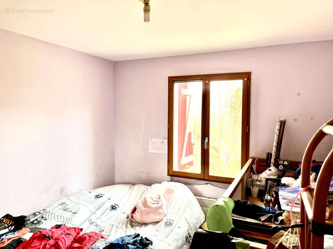 Maison plain-pied de 2008 sur 4ha de terrain - photo 7