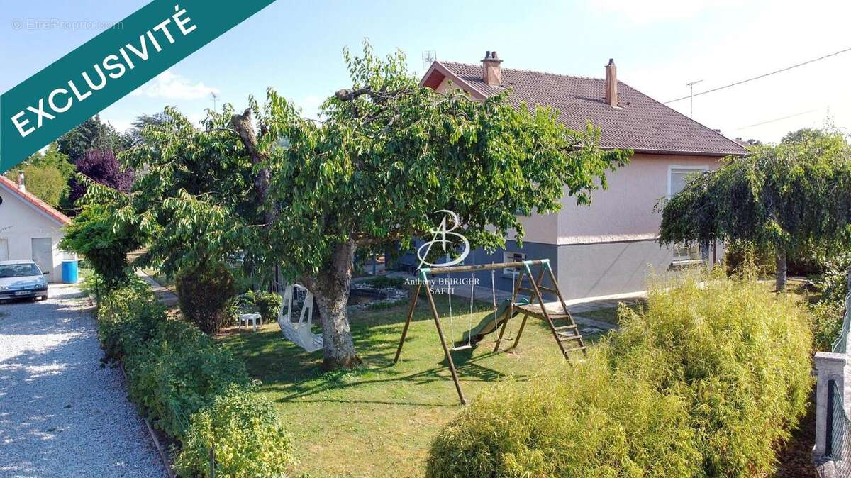 Photo 2 - Maison à CHARMES