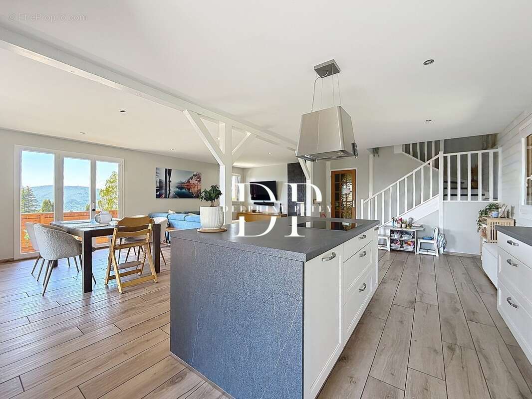 Maison à vendre 4 pièces de 122 m2 LUCINGES (74) - photo 10