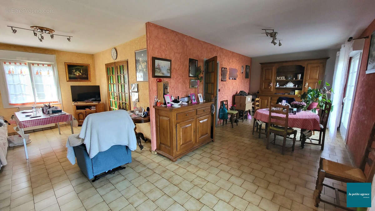 Maison à SAINT-DESIR