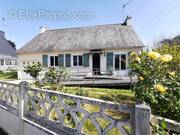 Maison à LA ROCHE-DERRIEN