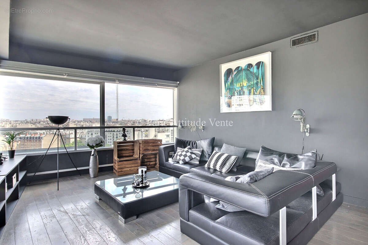 Appartement à PARIS-15E