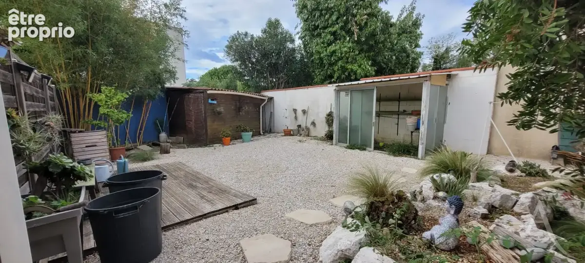 Bien rare à la vente , le charme du plain-pied au calme ! - photo 6