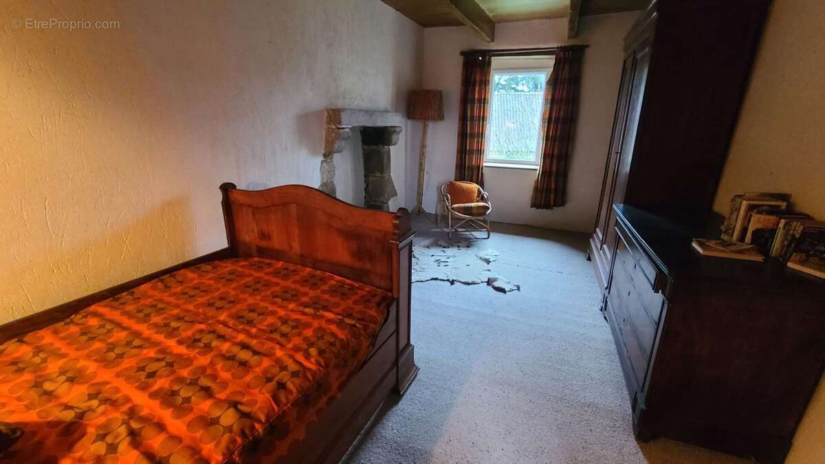 Maison à PLOUGONVEN