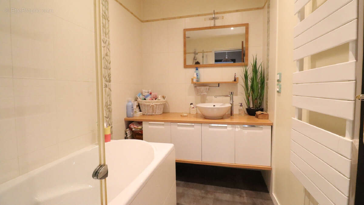 Maison à MOIGNY-SUR-ECOLE