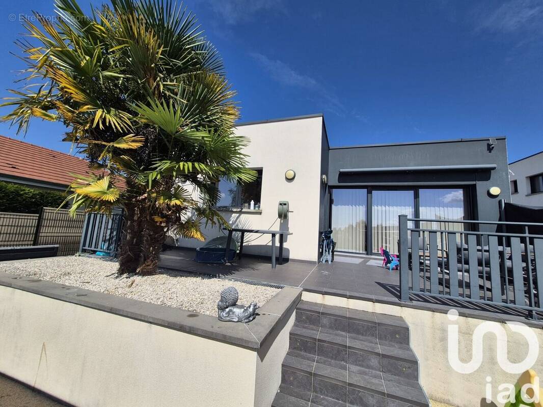 Photo 1 - Maison à CHAMPIGNY