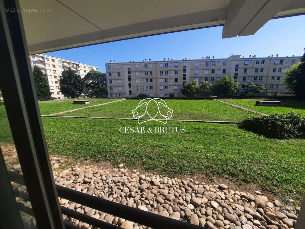 Appartement à CALUIRE-ET-CUIRE