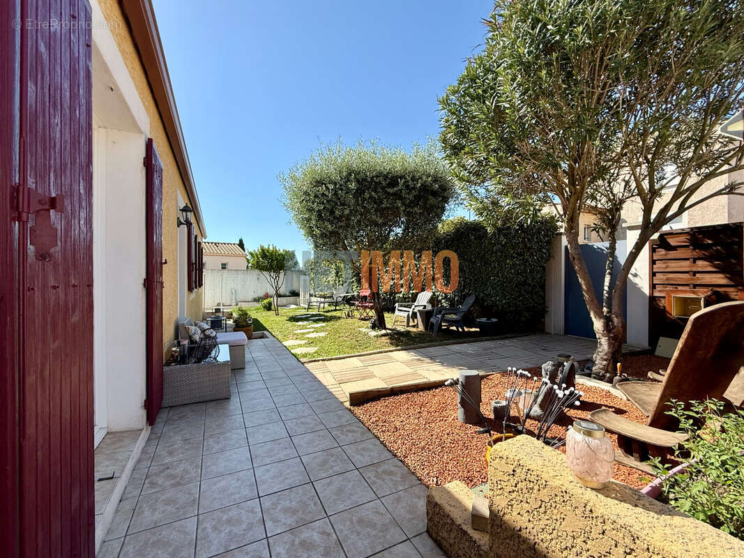 Villa T5 de plain-pied 4 chambres avec piscine et cuisine d'été - photo 8