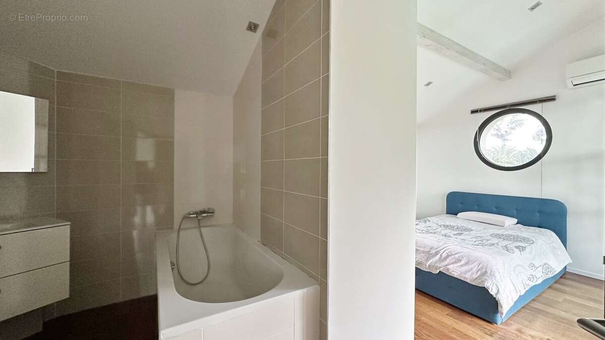 Villa d'architecte de type t5 de 136 m2 avec piscine - photo 23