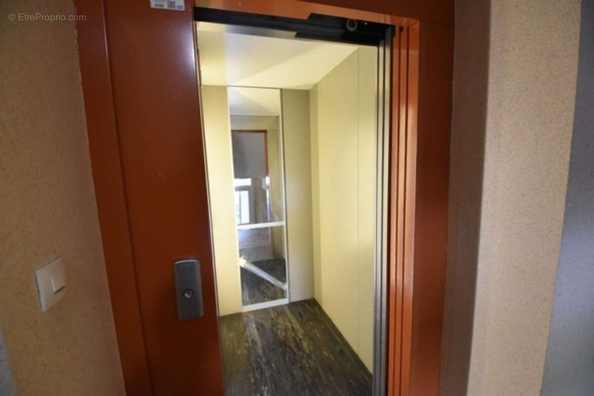 Appartement à vendre 4 pièces DIGOIN (71) - photo 3
